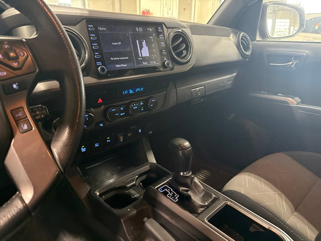 Used 2023 Toyota Tacoma TRD Sport w/ Technology Package AWD/4WD image 13