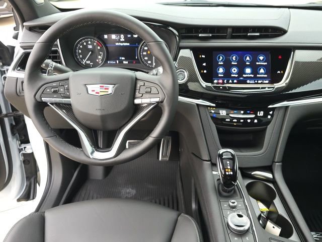 New 2025 Cadillac XT6 Sport w/ Technology Package AWD/4WD image 21