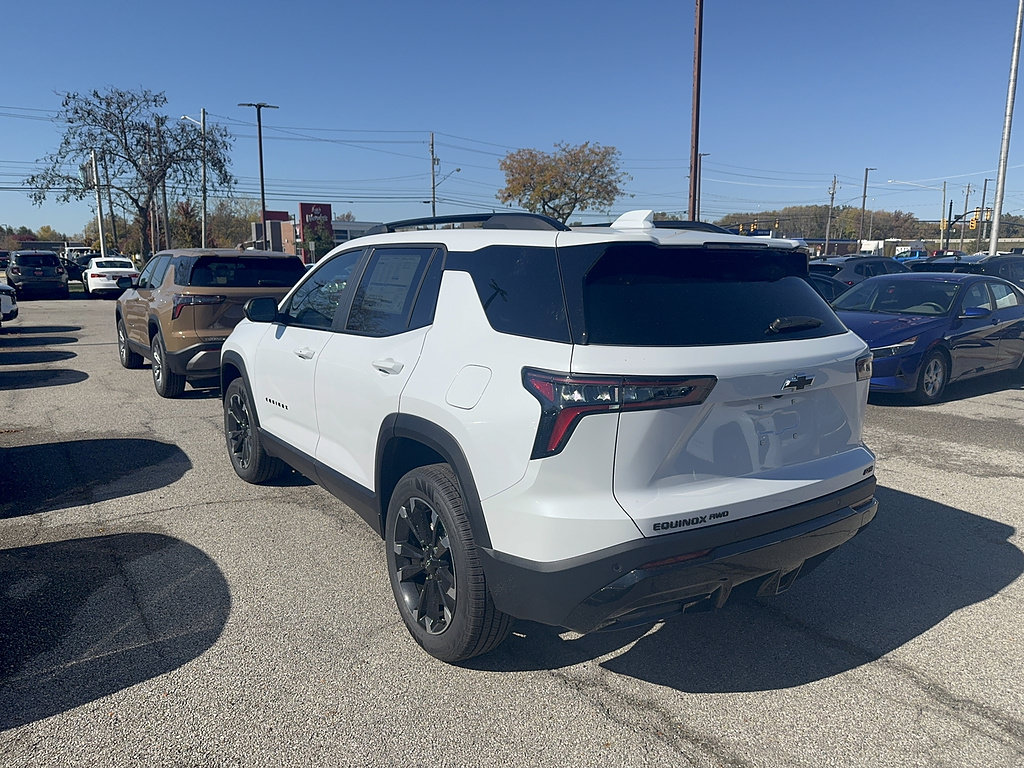 New 2027 Chevrolet Equinox RS AWD/4WD image 3