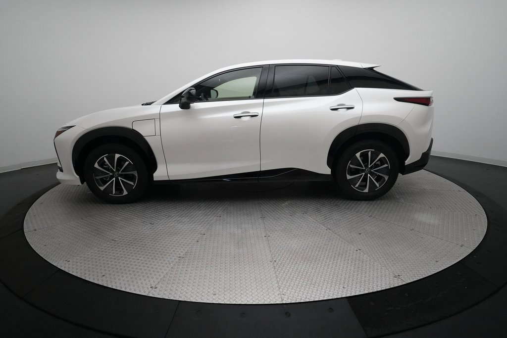 Used 2025 Lexus RZ 300e image 23