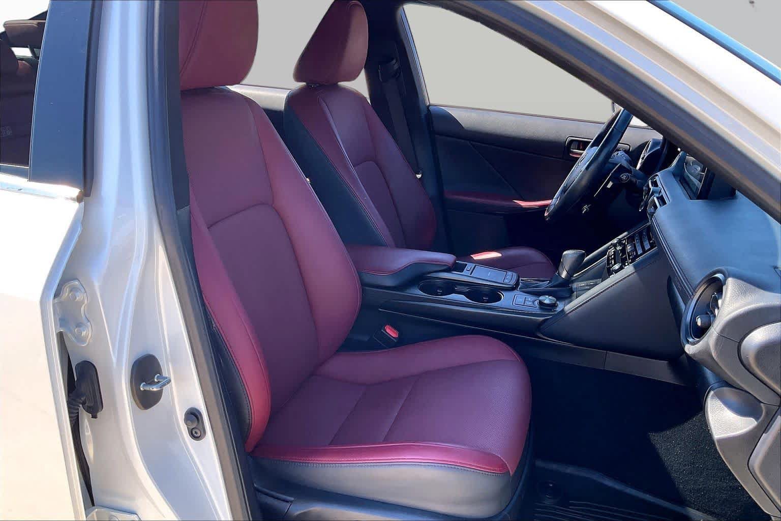 Used 2023 Lexus IS 300 w/ Premium Package RWD image 9