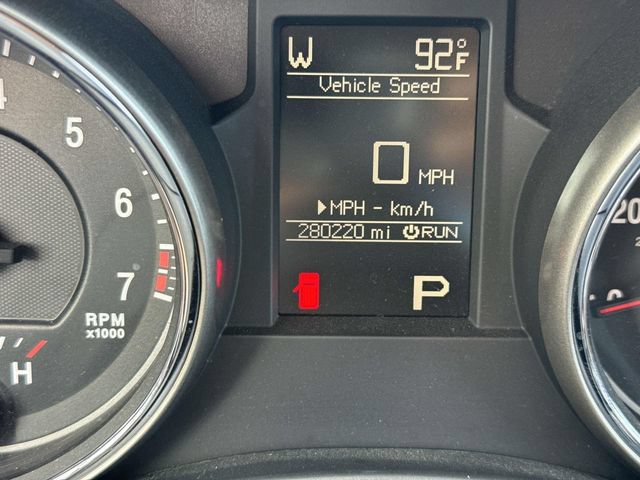 Used 2012 Jeep Grand Cherokee Overland w/ Trailer Tow Group RWD image 27