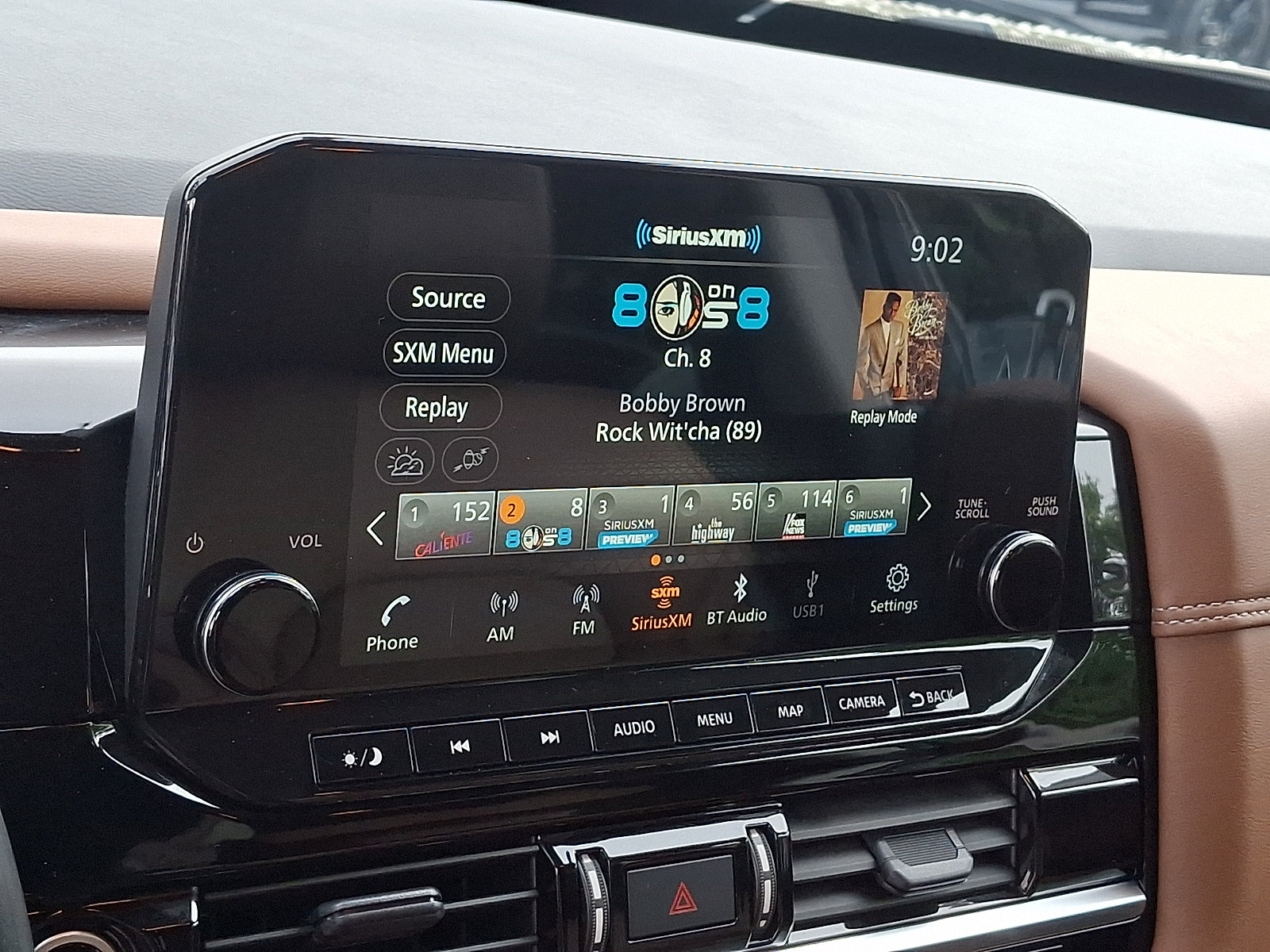 Used 2024 Nissan Pathfinder Platinum AWD/4WD image 20