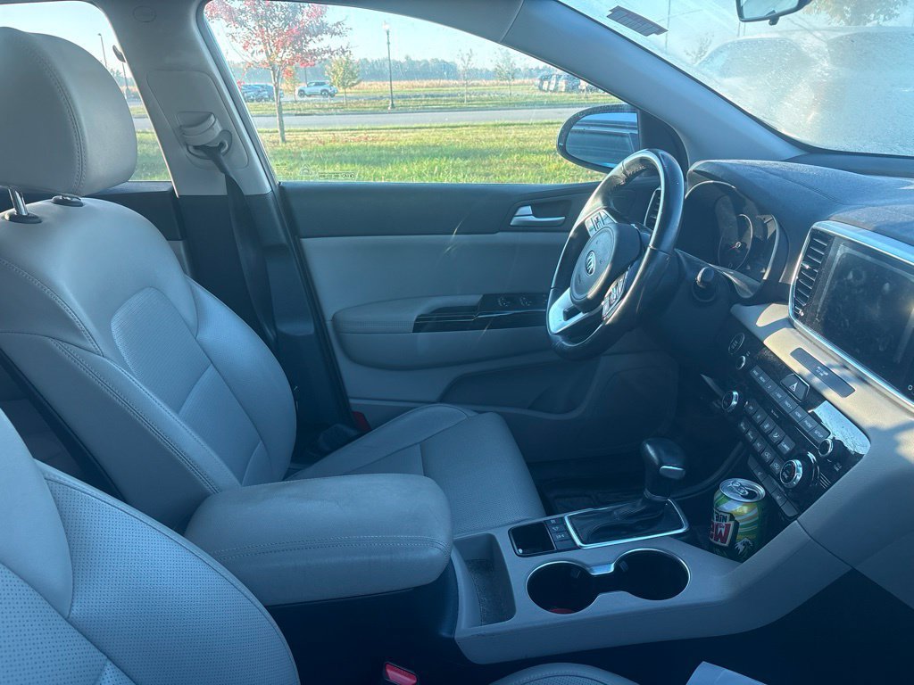 Used 2020 Kia Sportage EX AWD/4WD image 26