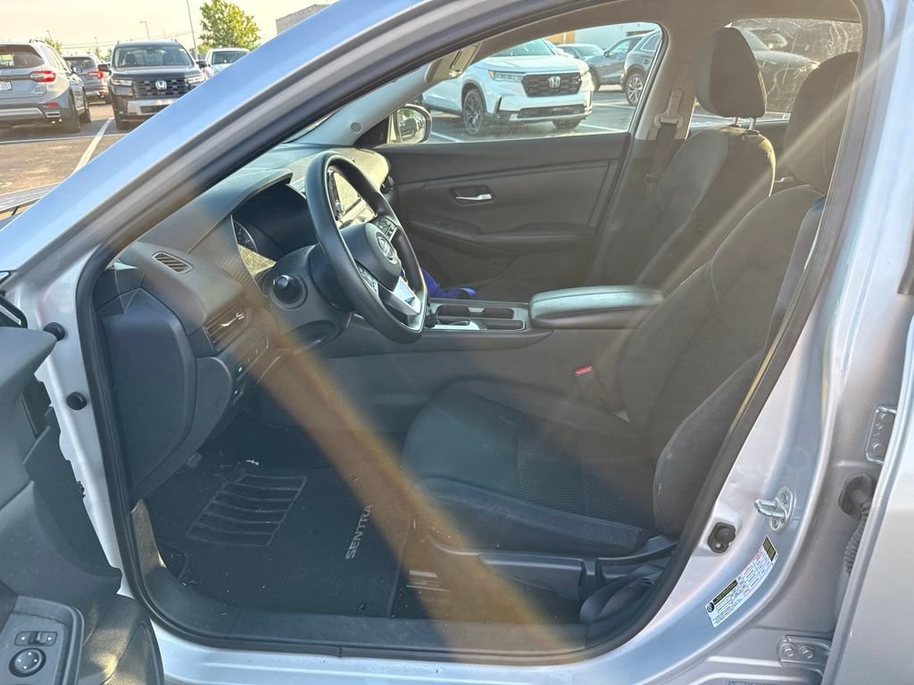 Used 2022 Nissan Sentra S FWD image 13
