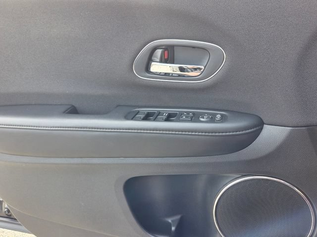 Used 2019 Honda HR-V EX image 32