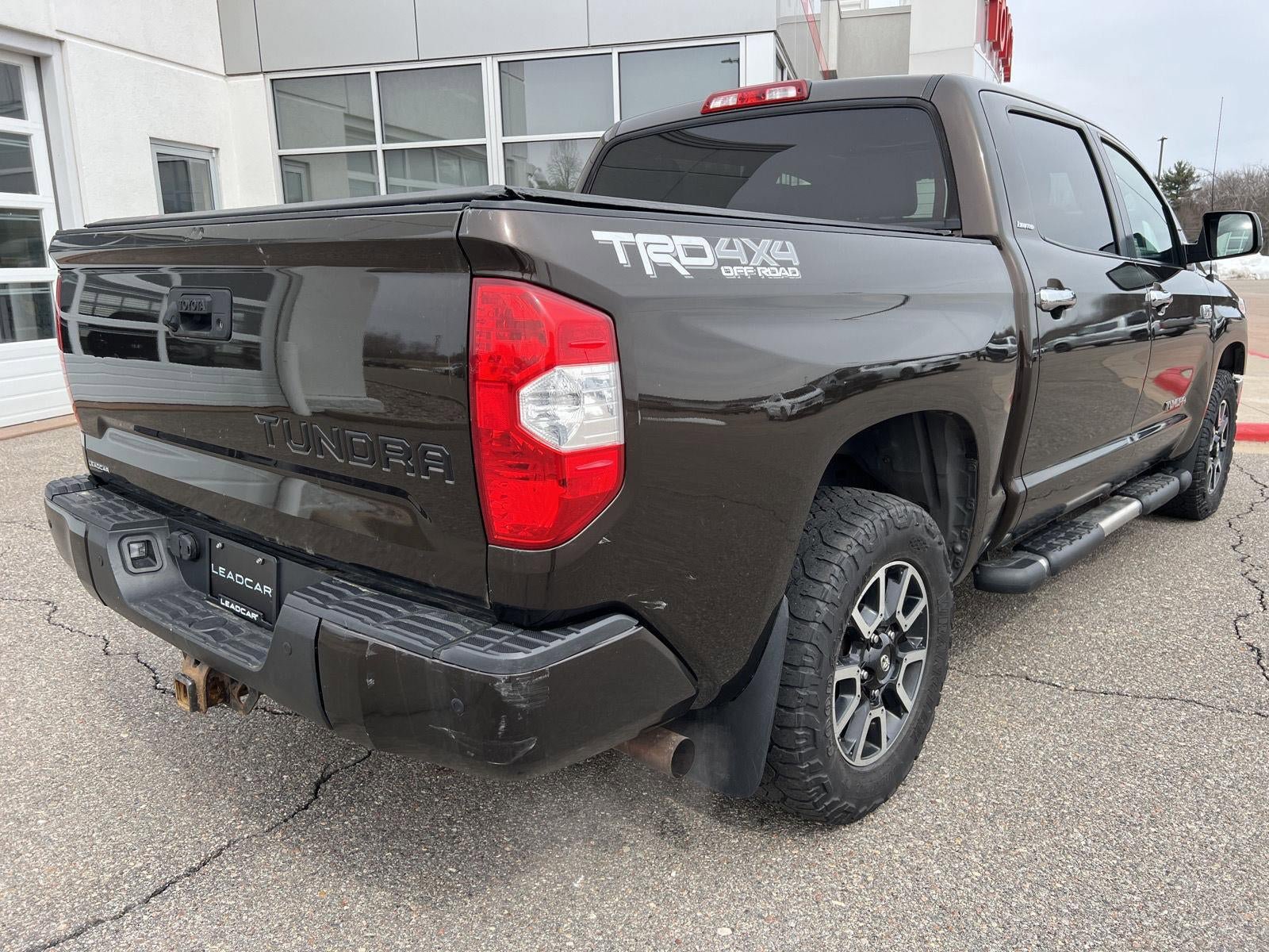 Used 2018 Toyota Tundra Limited w/ Limited Premium Package AWD/4WD image 18
