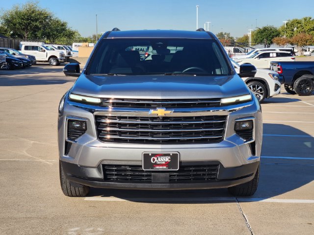 Used 2025 Chevrolet Traverse LT w/ Driver Confidence Package FWD image 10