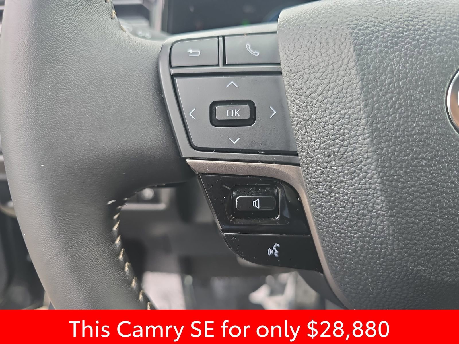 Used 2025 Toyota Camry SE image 22