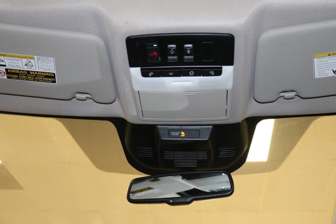 Used 2021 Nissan Rogue SL image 82