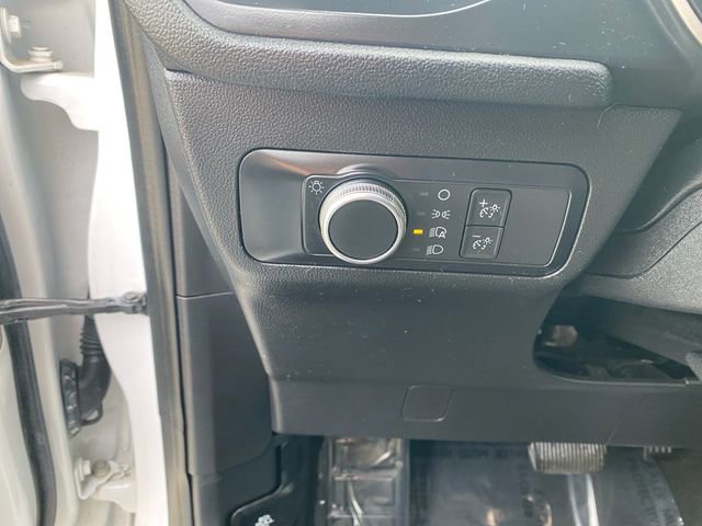 Used 2022 Ford Escape SE image 18