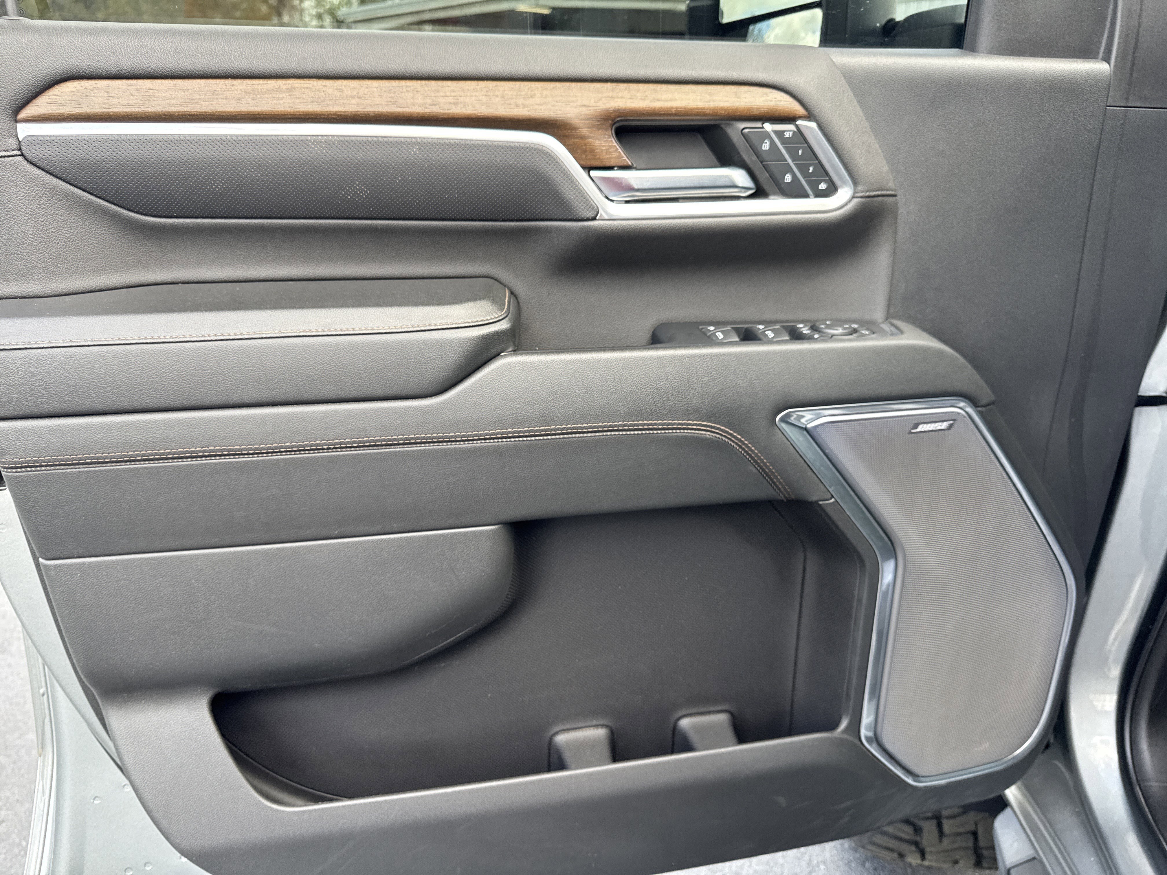 Used 2024 Chevrolet Silverado 3500 High Country w/ High Country Premium Package image 23