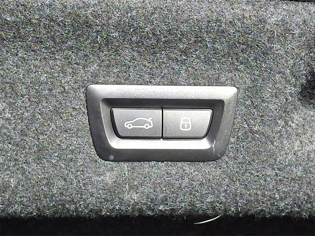 Certified 2024 BMW M4 xDrive Competition image 29