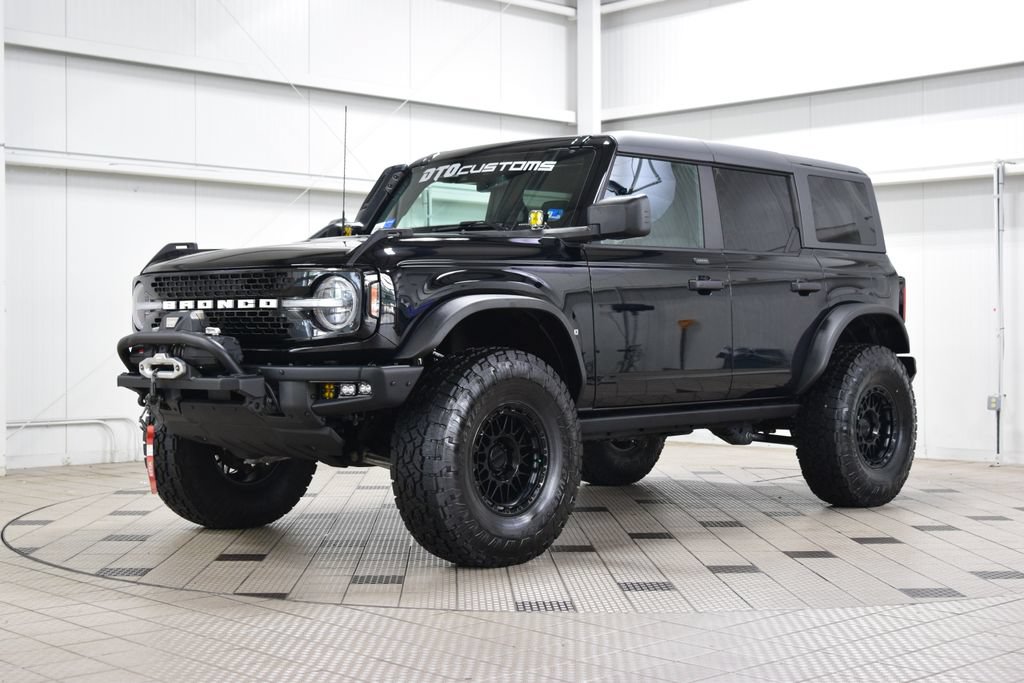 Used 2024 Ford Bronco Everglades AWD/4WD image 3