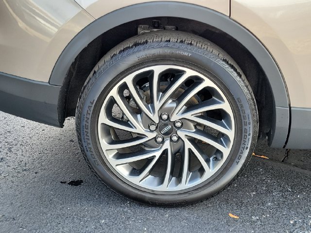 Used 2020 Lincoln Nautilus Reserve AWD/4WD image 30