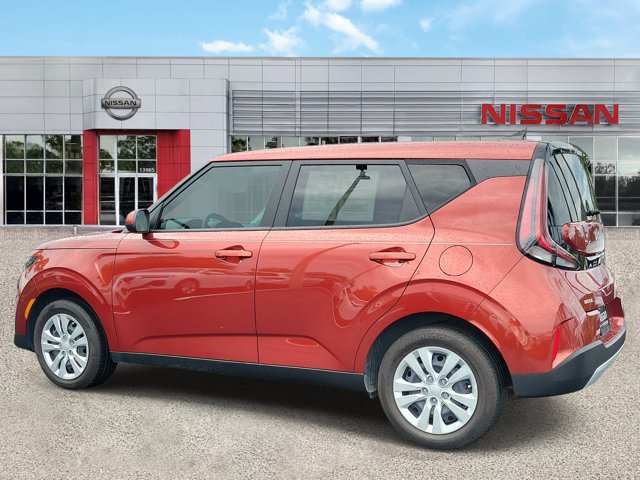Used 2023 Kia Soul LX FWD image 6