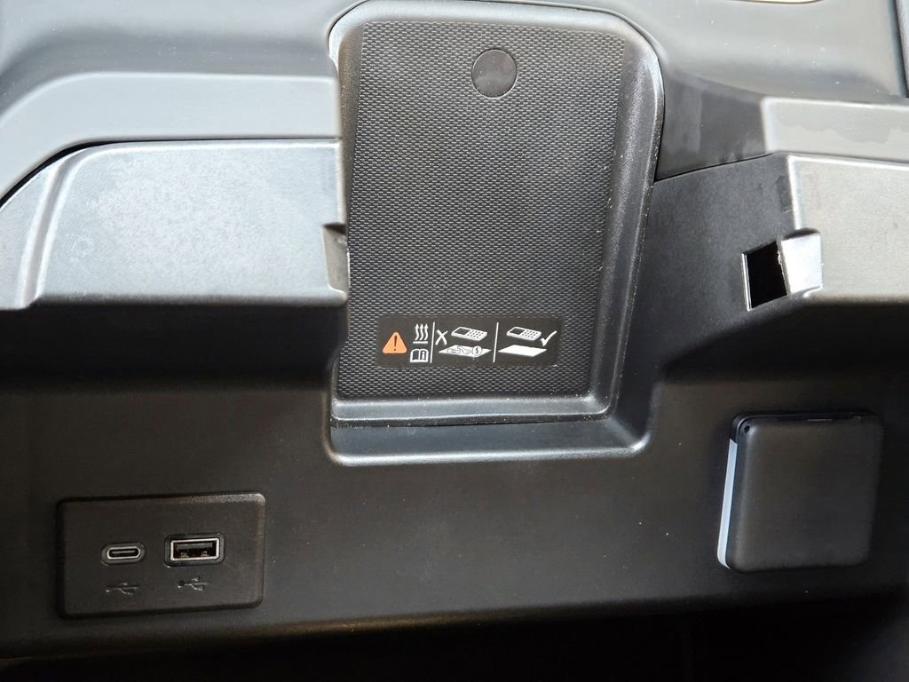 Used 2025 GMC Sierra 2500 Denali w/ Denali Reserve Package image 24