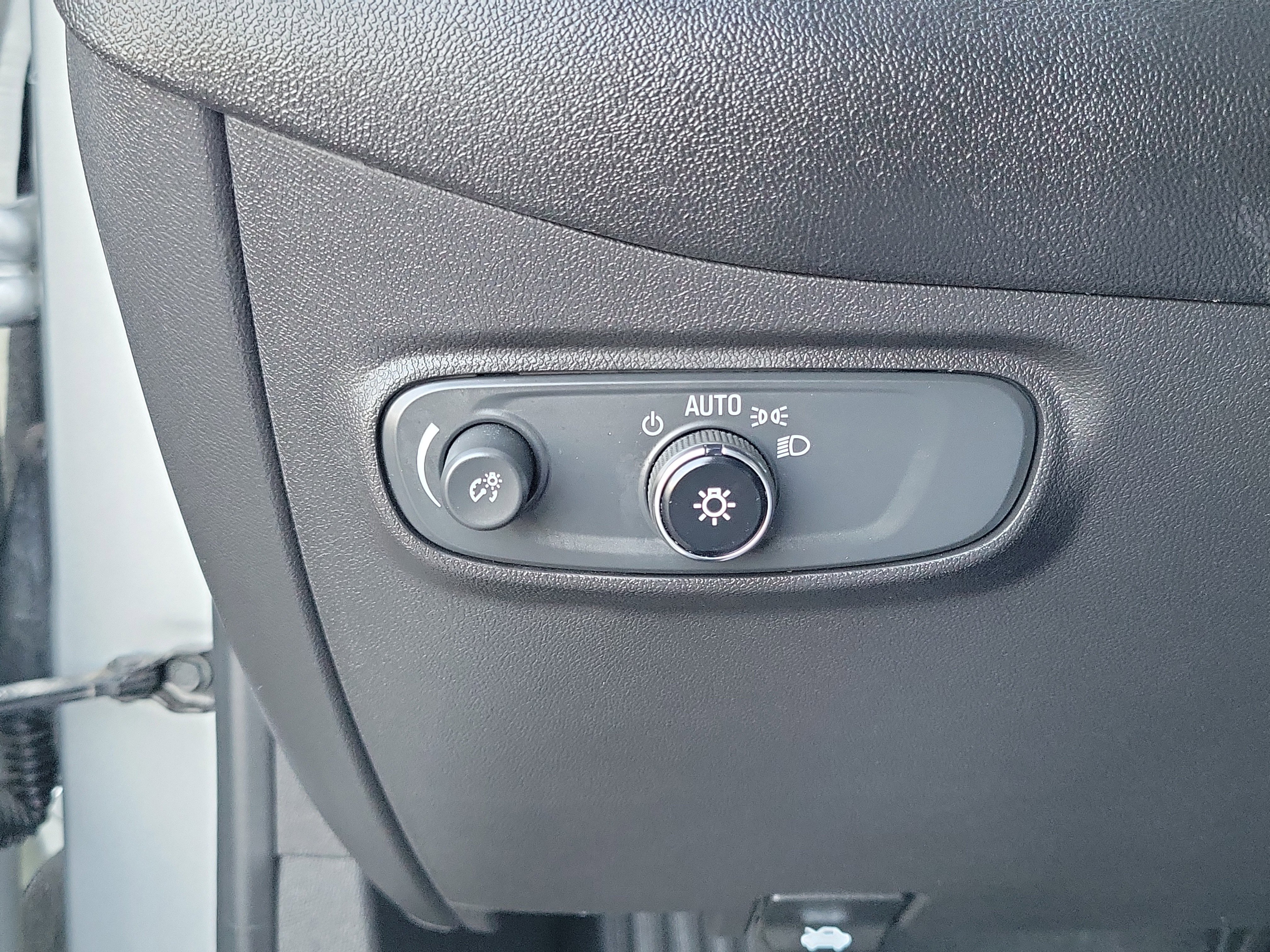 Used 2022 Chevrolet Equinox LT image 16