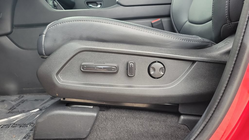 Used 2023 Honda Pilot EX-L image 16