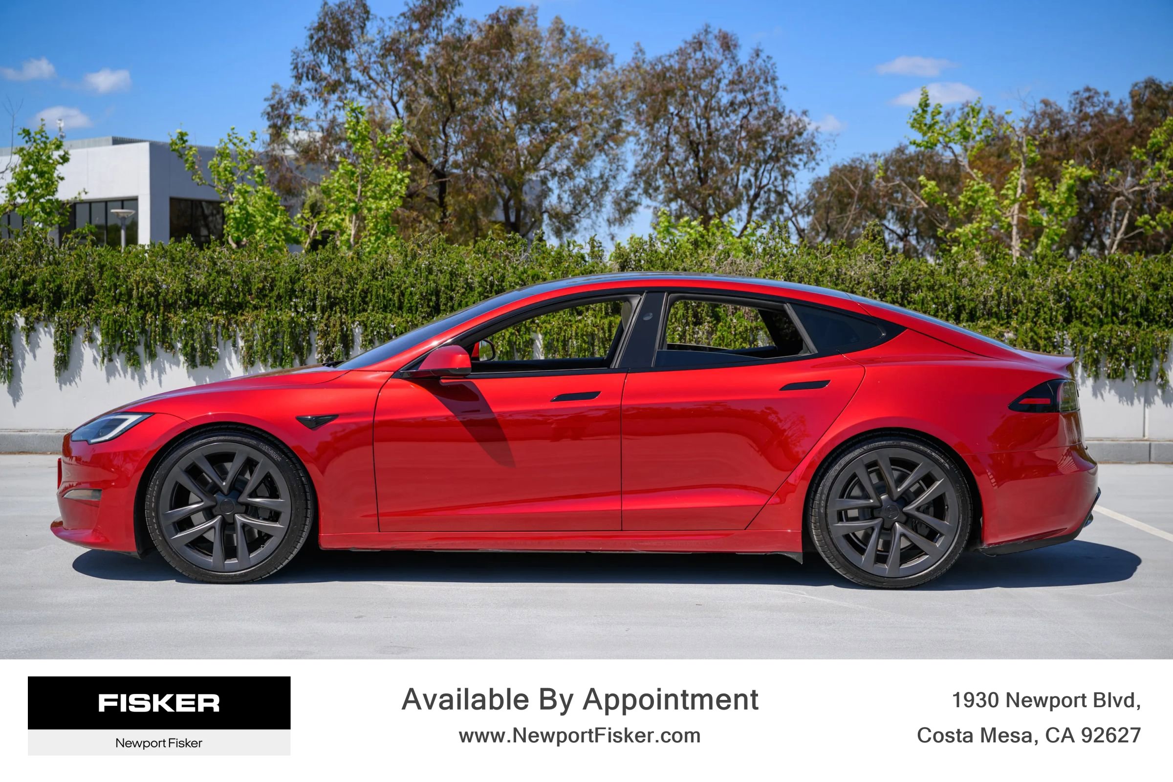 Used 2023 Tesla Model S Standard Range image 3