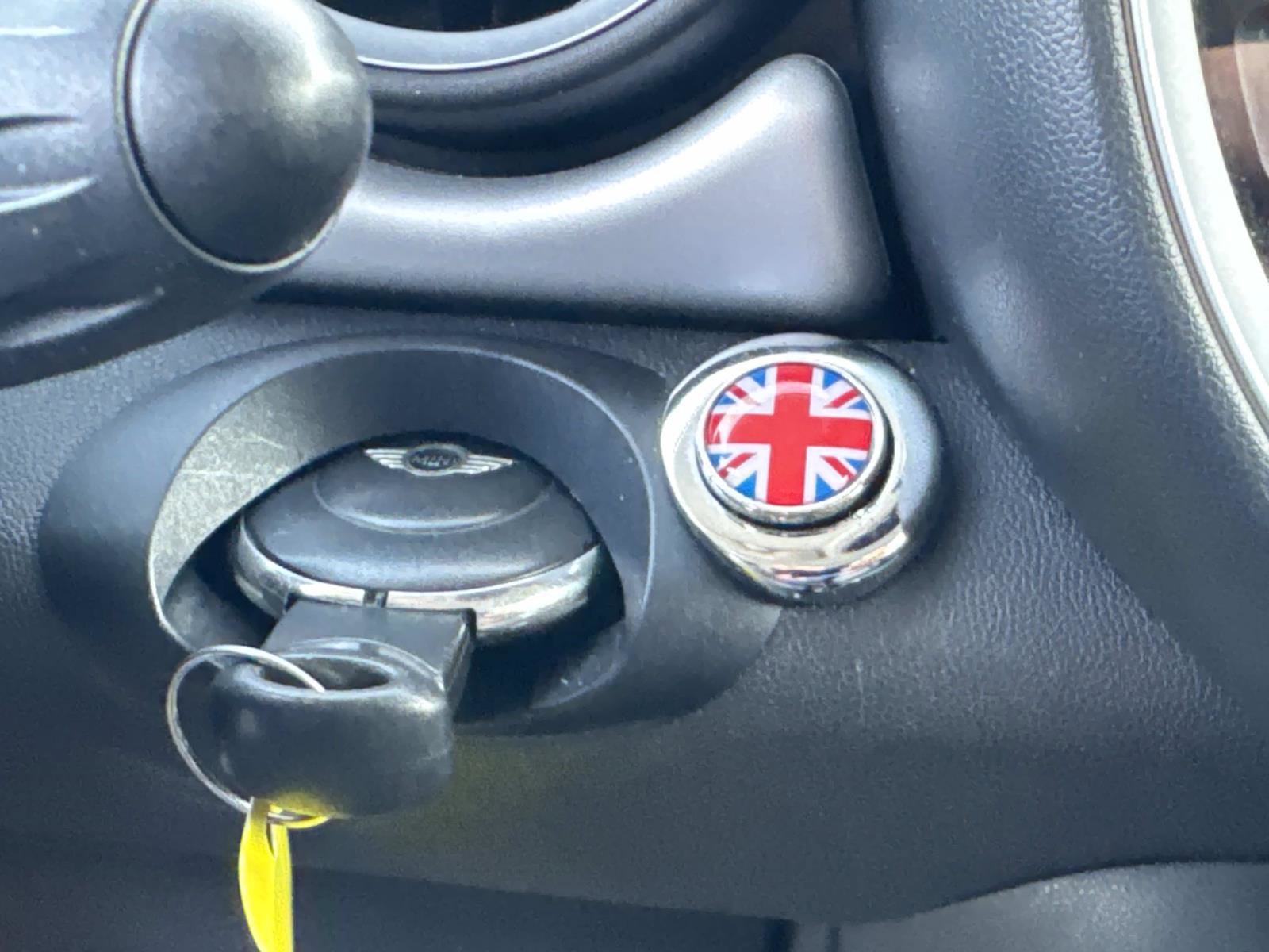 Used 2013 MINI Cooper Hardtop image 22