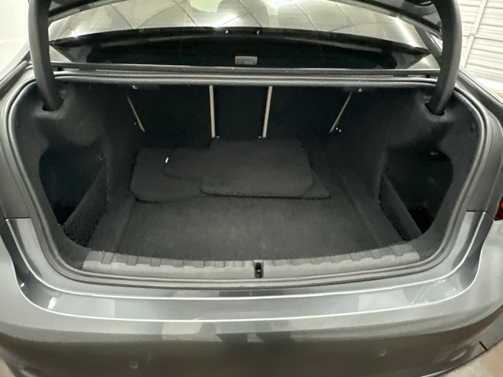 Used 2019 BMW 330i Sedan w/ Convenience Package RWD image 28