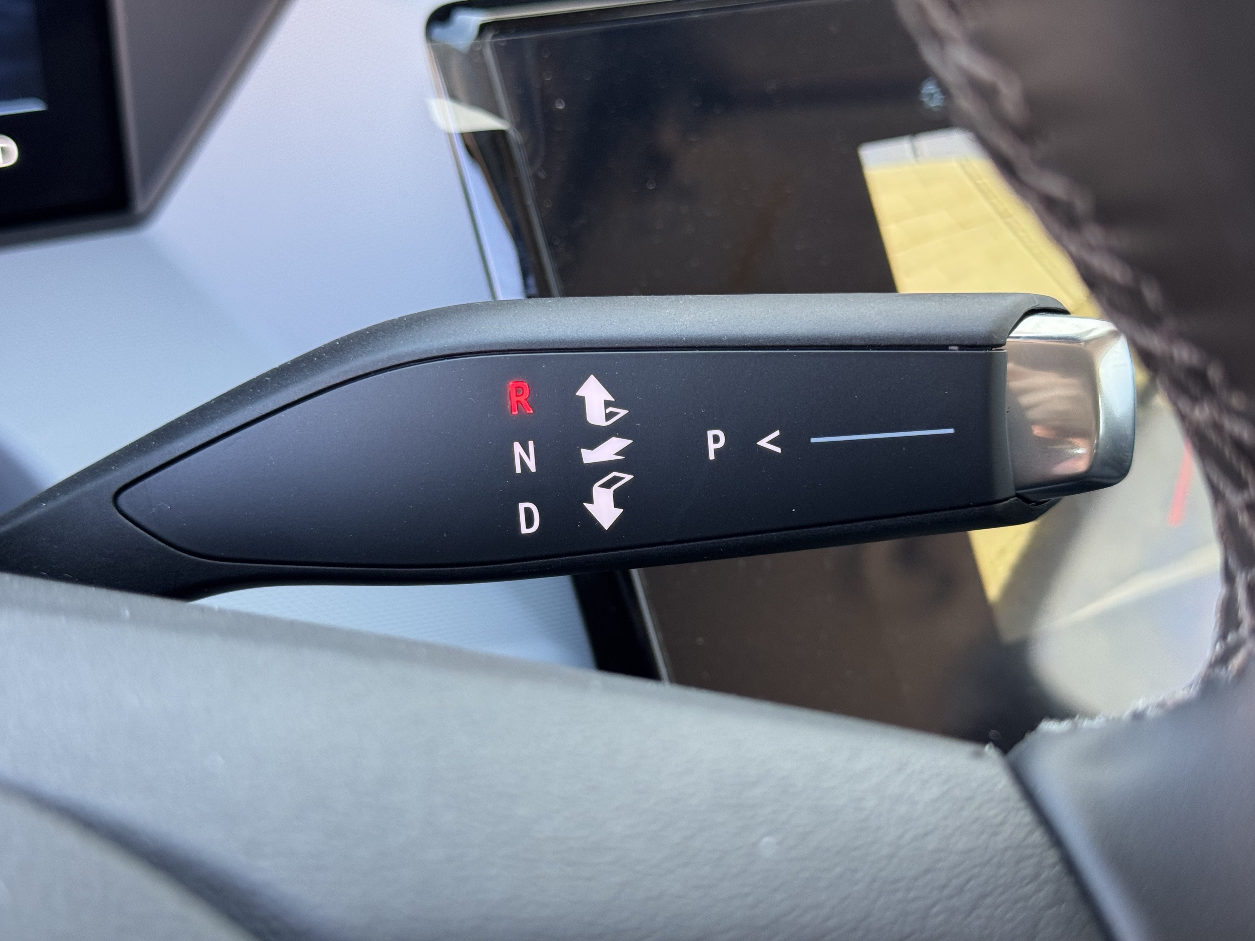 New 2027 Chevrolet Bolt LT w/ Comfort Package FWD image 28