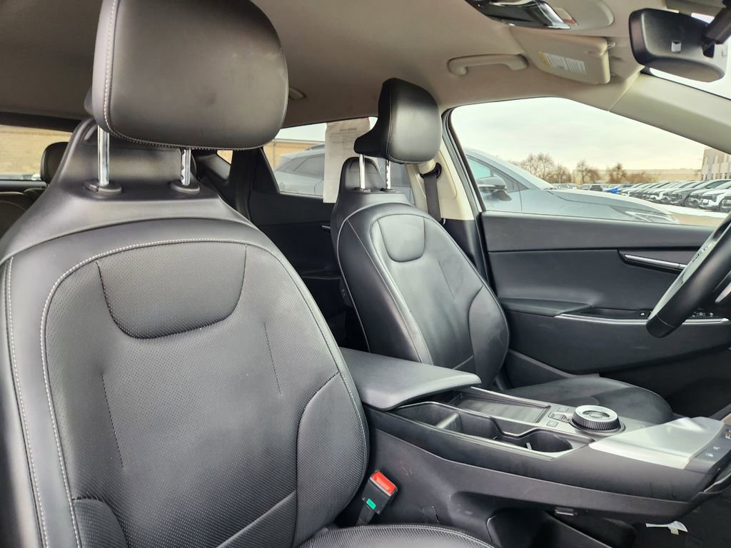 Used 2022 Kia EV6 Wind image 14