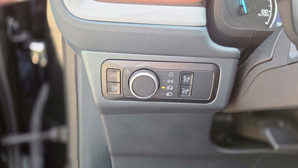 Used 2024 Ford Maverick Lariat FWD image 18