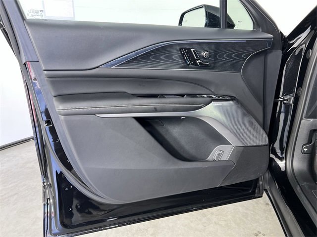 Used 2024 Cadillac Lyriq Sport image 23