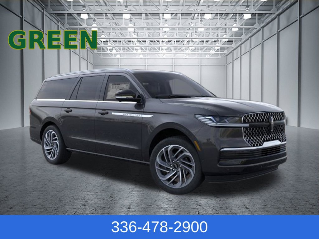 Used 2026 Lincoln Navigator L Reserve AWD/4WD image 7