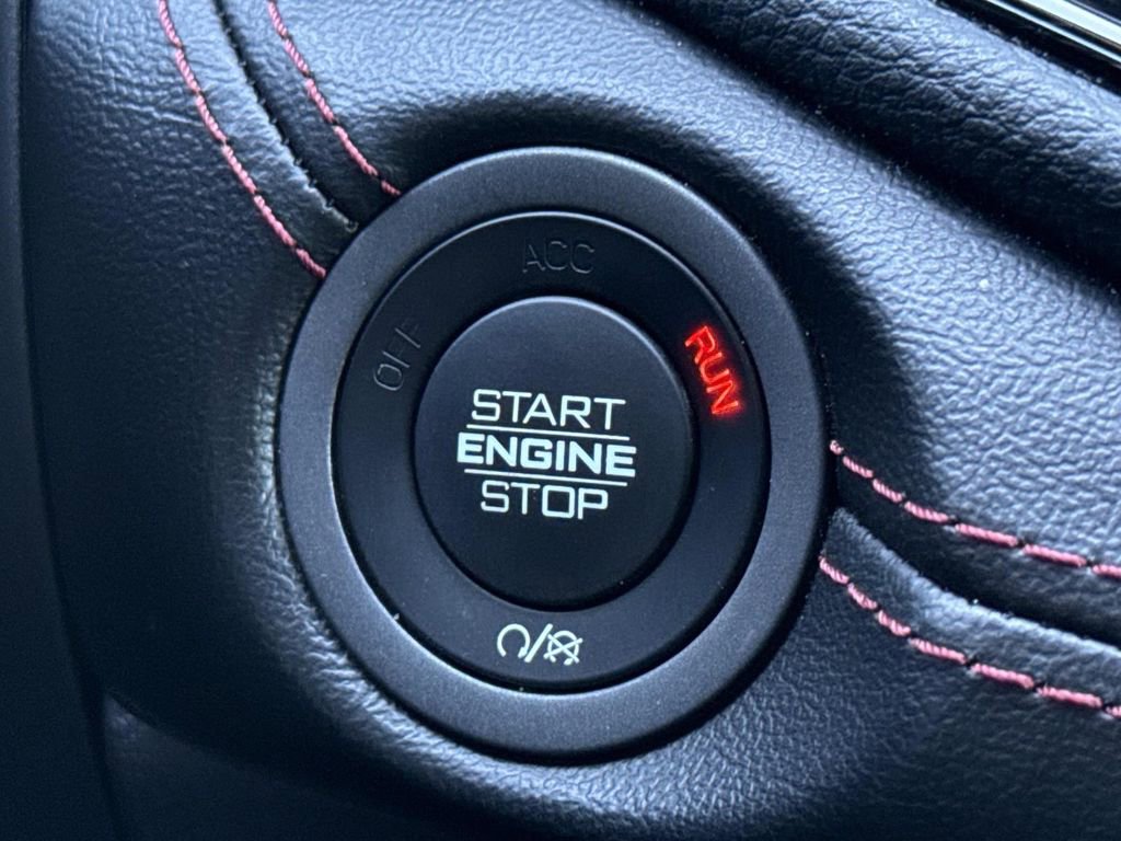 Used 2022 Dodge Durango R/T w/ Blacktop Package image 8