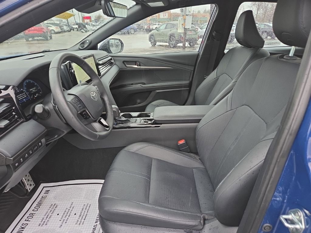 Used 2025 Toyota Camry XSE w/ Premium Plus Package image 16