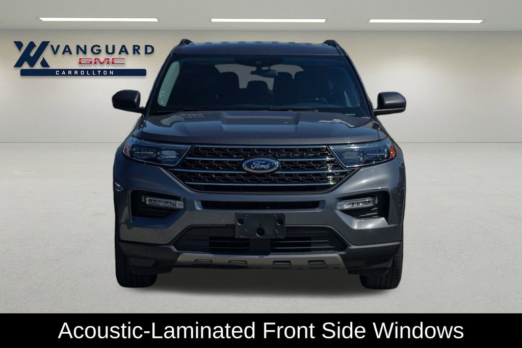 Used 2024 Ford Explorer XLT w/ Equipment Group 202A image 4