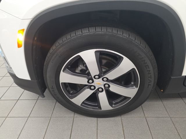 Used 2023 Chevrolet Traverse LT w/ LT Premium Package image 6