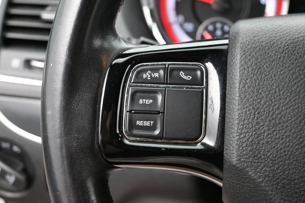 Used 2019 Dodge Grand Caravan SXT FWD image 27