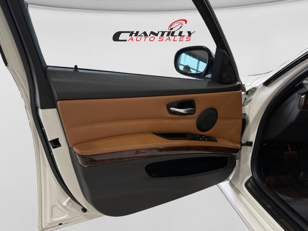 Used 2011 BMW 335i Sedan image 11