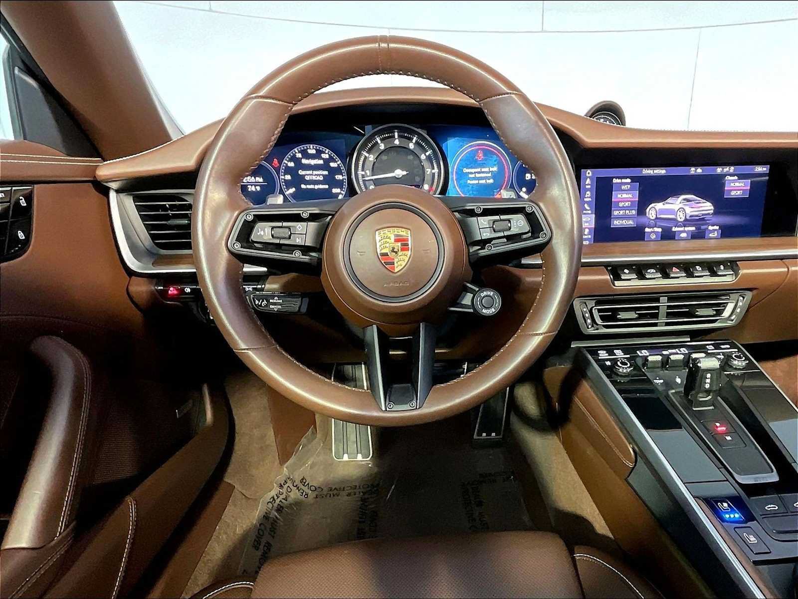 Certified 2021 Porsche 911 Targa 4S AWD/4WD image 13