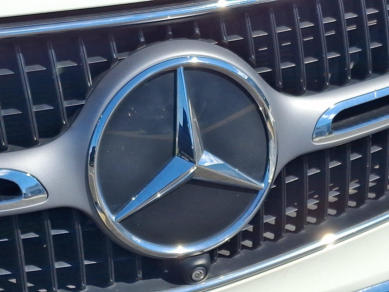 Used 2023 Mercedes-Benz GLC 300 4MATIC image 31