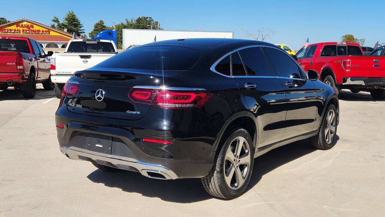 Used 2023 Mercedes-Benz GLC 300 4MATIC Coupe image 6