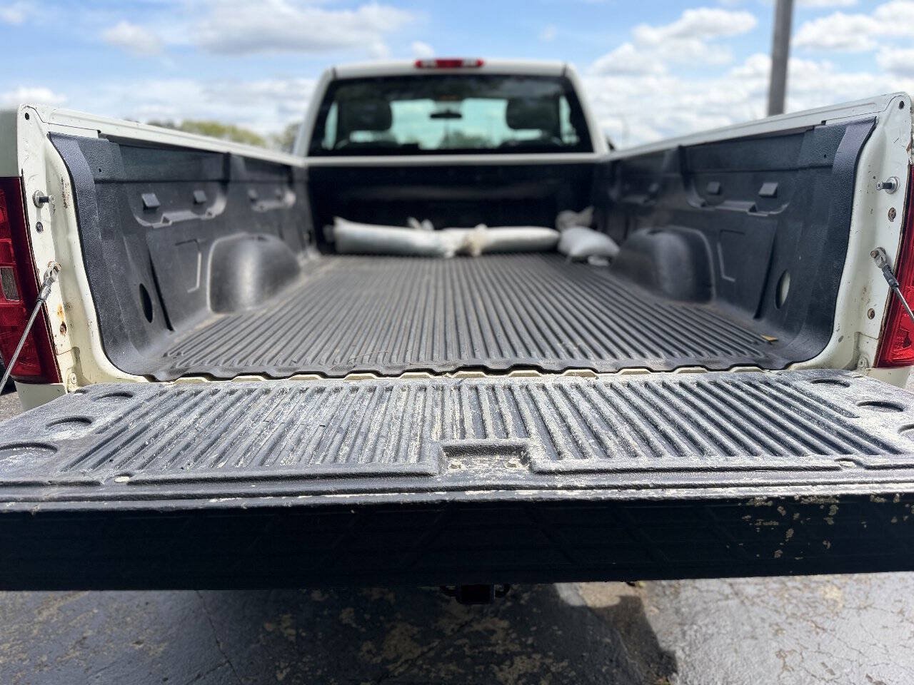 Used 2010 Chevrolet Silverado 1500 W/T RWD image 10