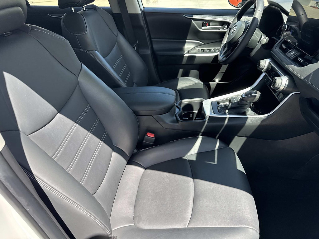Used 2023 Toyota RAV4 XLE Premium FWD image 25
