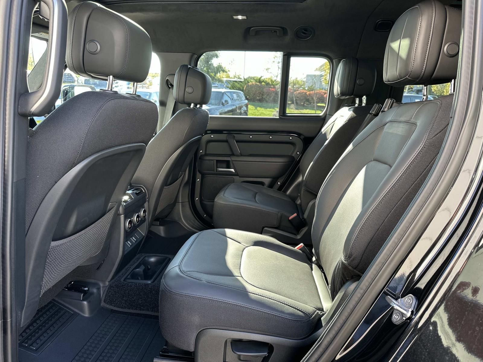 New 2026 Land Rover Defender 130 V8 image 20