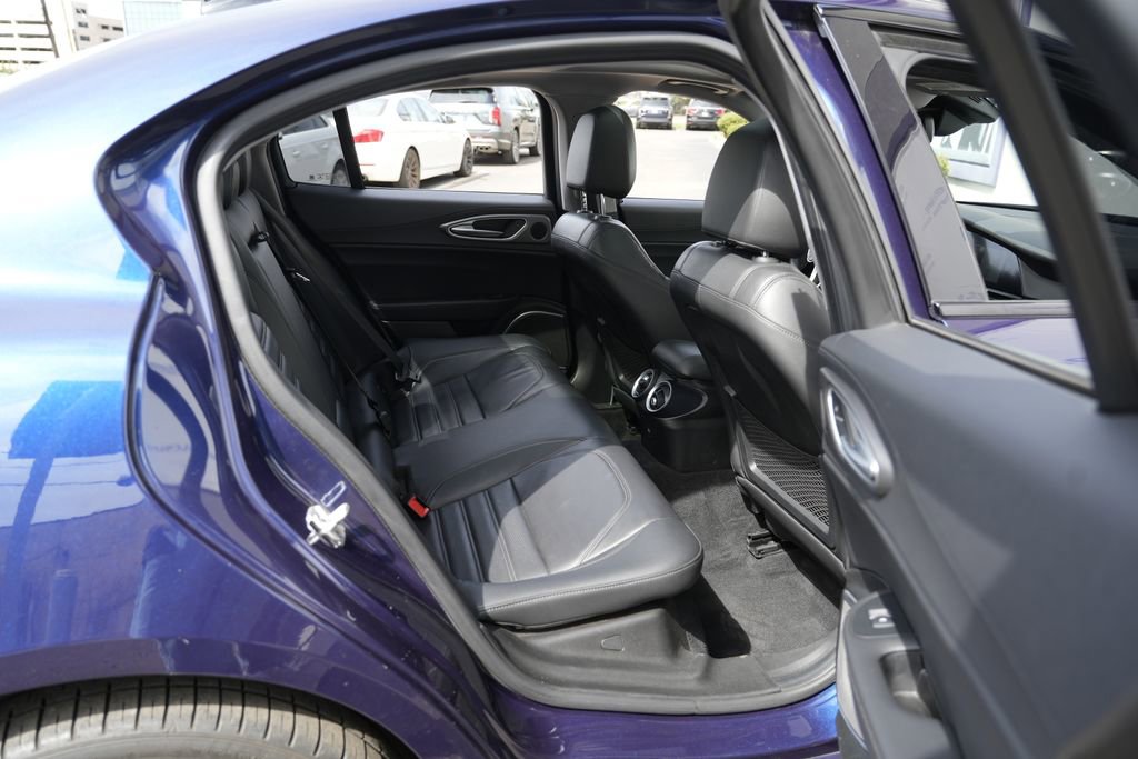 Used 2019 Alfa Romeo Giulia Ti Sport w/ Quick Order Package 22U Sport image 40