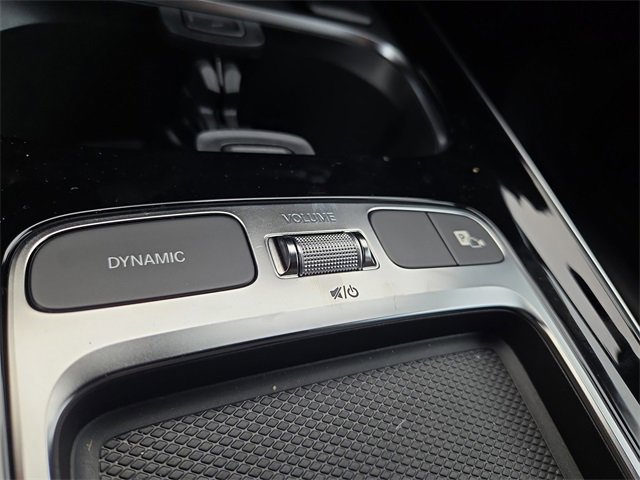 New 2026 Mercedes-Benz GLB 250 4MATIC image 16