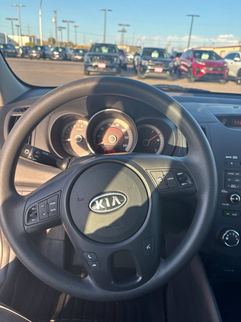 Used 2012 Kia Forte EX FWD image 15