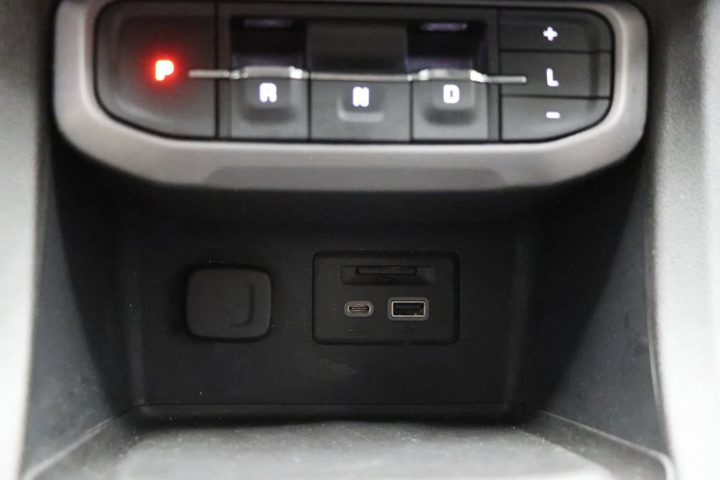 Used 2023 GMC Acadia AT4 w/ Technology Package AWD/4WD image 24