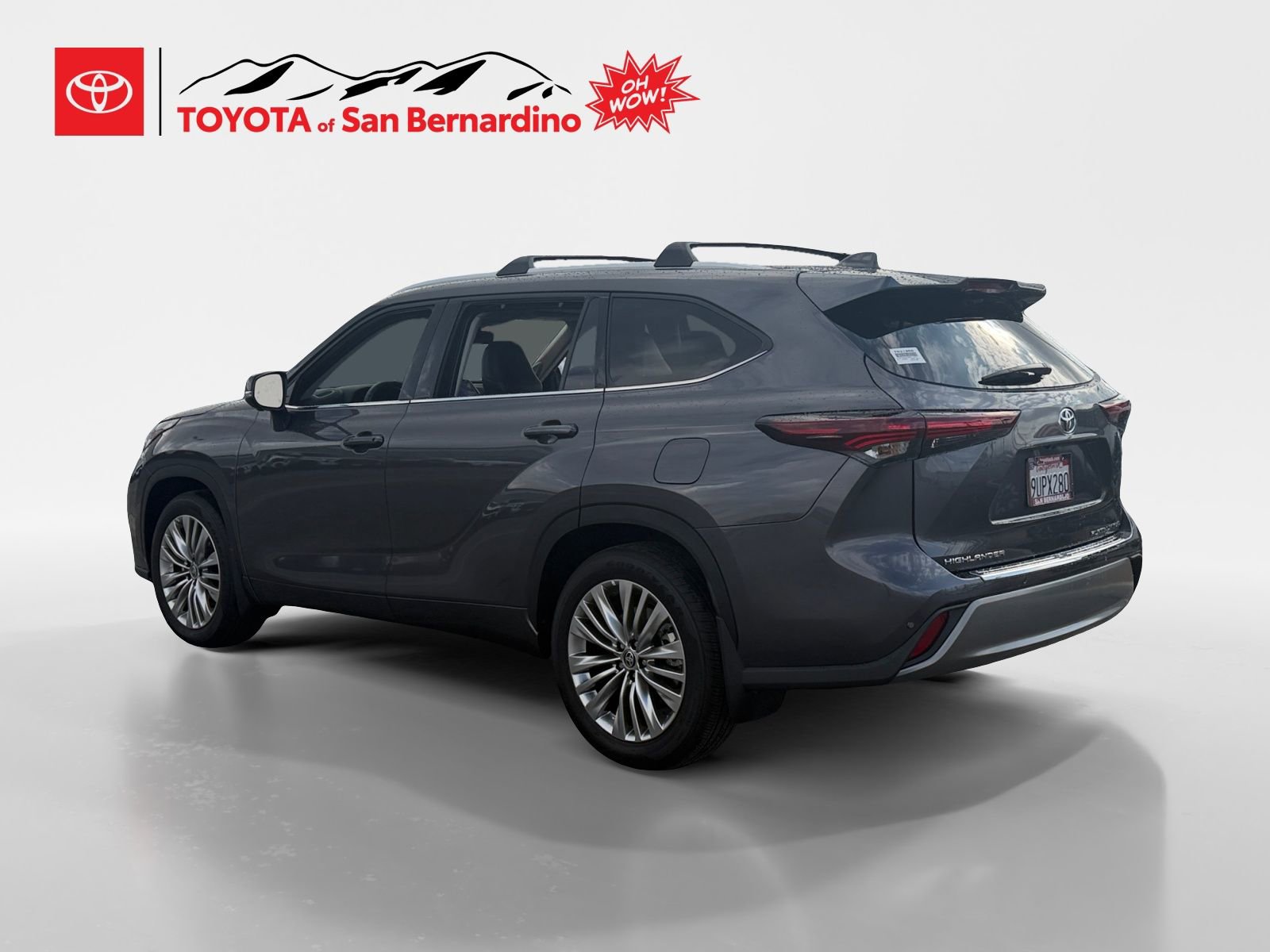 Certified 2025 Toyota Highlander Platinum image 3