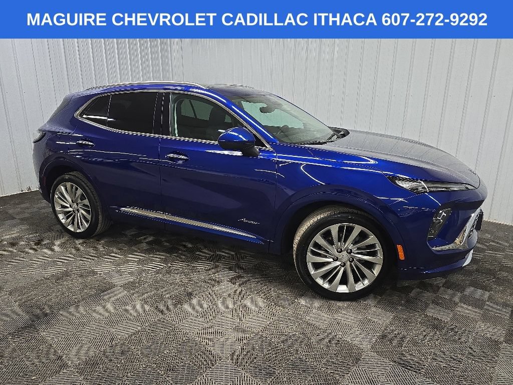 Used 2024 Buick Envision Avenir AWD/4WD image 1