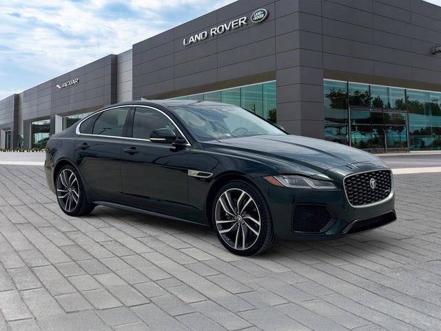 New 2024 Jaguar XF R-Dynamic SE AWD/4WD image 7